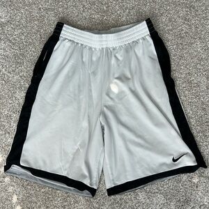 Nike Baskwtball Shorts